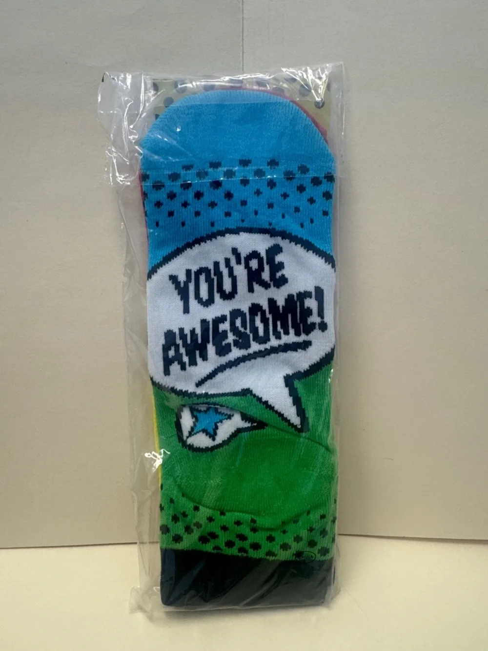 CARTOON SOCKS You’re Awesome & Appreciated Red Green Blue Yellow M Medium NIP